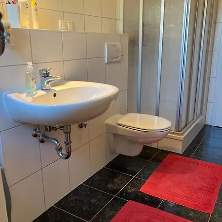 Friedensstrasse 41 Wohng 12 *