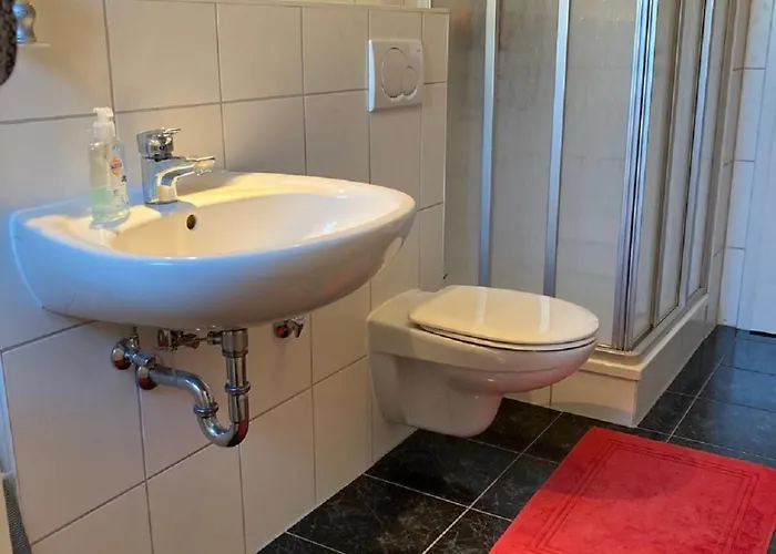 Friedensstrasse 41 Wohng 12 *